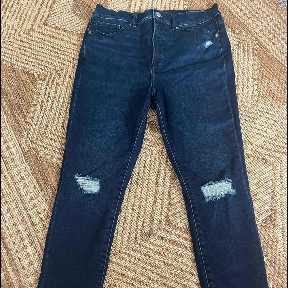 Express Jeans. Super high rise skinny. Never worn. 10 short.